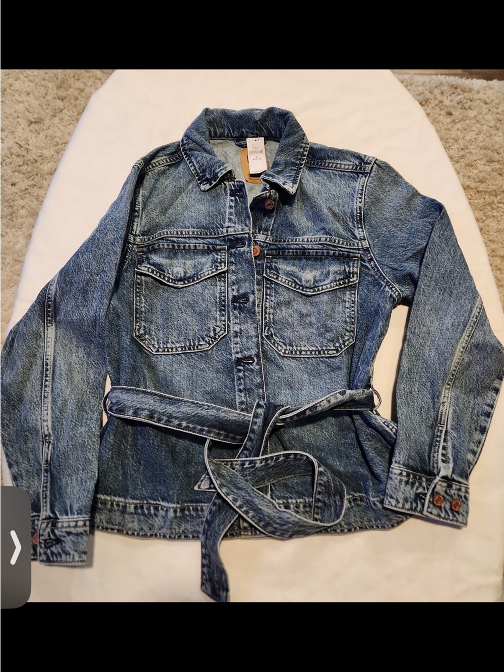 GAP Belted Denim Jacket - Med Petite